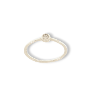 Anello tondo in oro bianco 9k con diamante 0.04 ct.